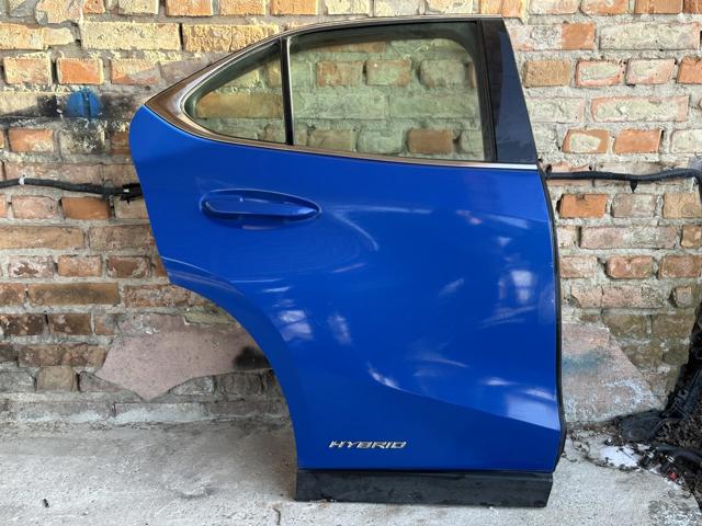 Двері задні, праві 6700379015 TOYOTA