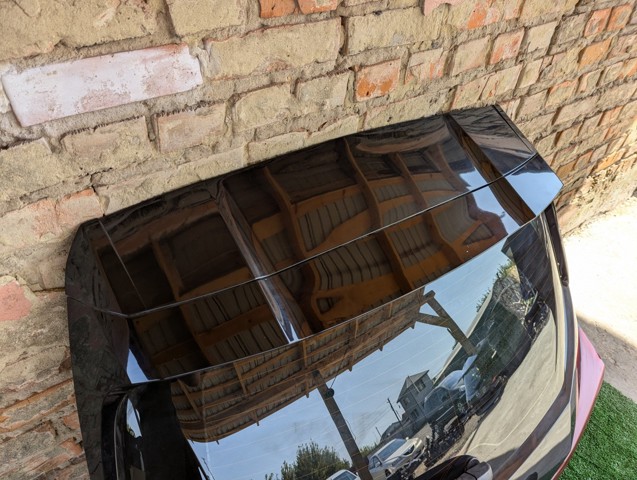 Двері багажника 6700576240 TOYOTA
