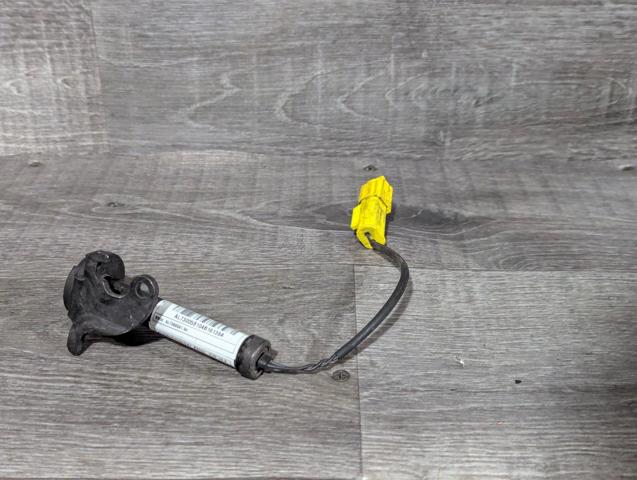 Піропатрон петлі капота 7300581 BMW