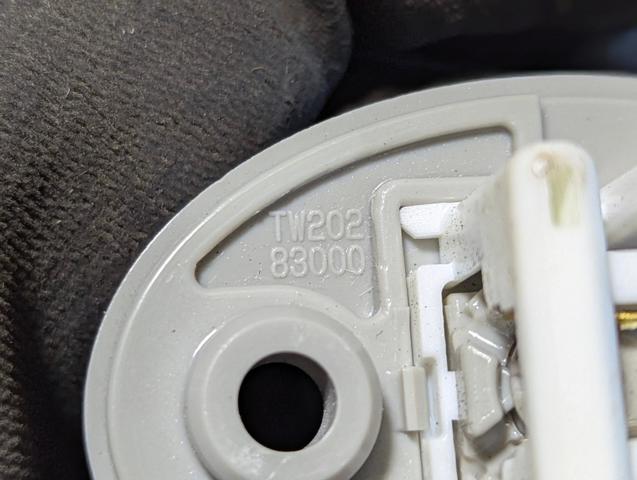 Козирок протисонячний 7432042661B0 TOYOTA