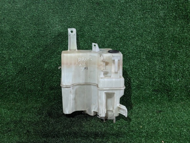 Бачок для омивайки Toyota Prius