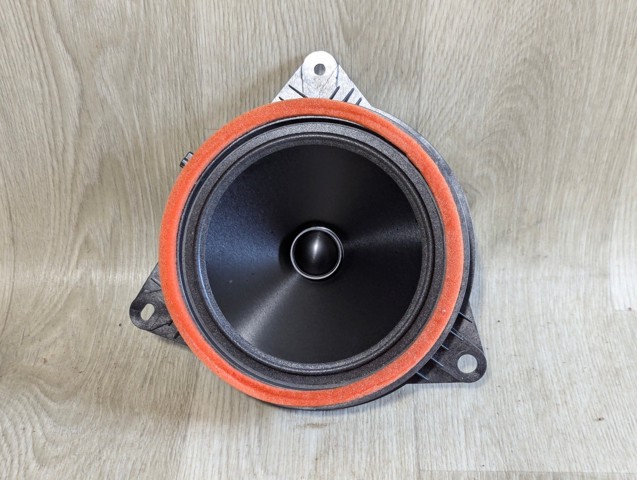 Динамік задньої двері 8616042170 TOYOTA