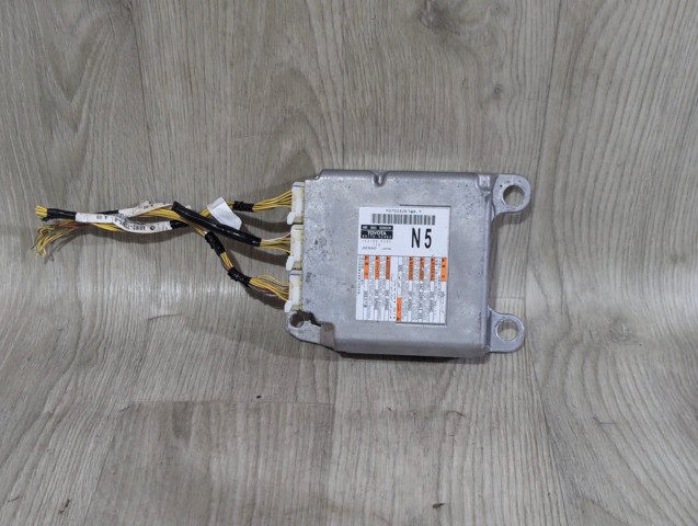 Ейрбег захисту колін нижня 8917042A60 TOYOTA