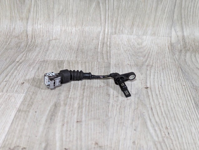 Передній правий датчик абс 8954248070 TOYOTA