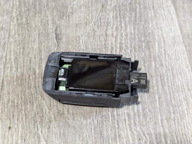 Датчик дощу 8994178020 TOYOTA