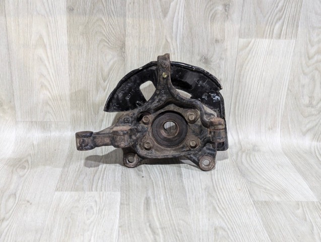 Цапфа передні праві BJS733021 MAZDA