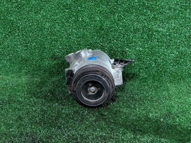 Компресор кліматичної установки F500AUCAA02 MAZDA