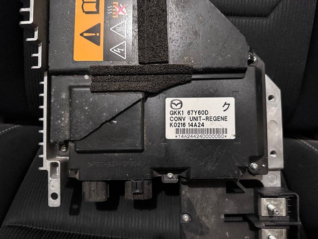 Перетворювач постійного струму GKK167Y60D MAZDA