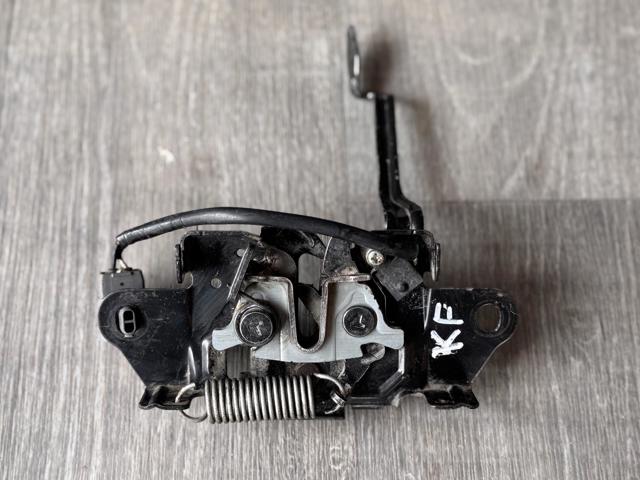 Запор капота (замок і привід замка капота) KB7W56620A MAZDA
