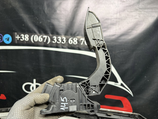 Підаль газу 4KL723523 VAG