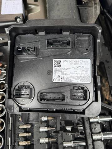 Блок комфорту 8W1907064CH VAG