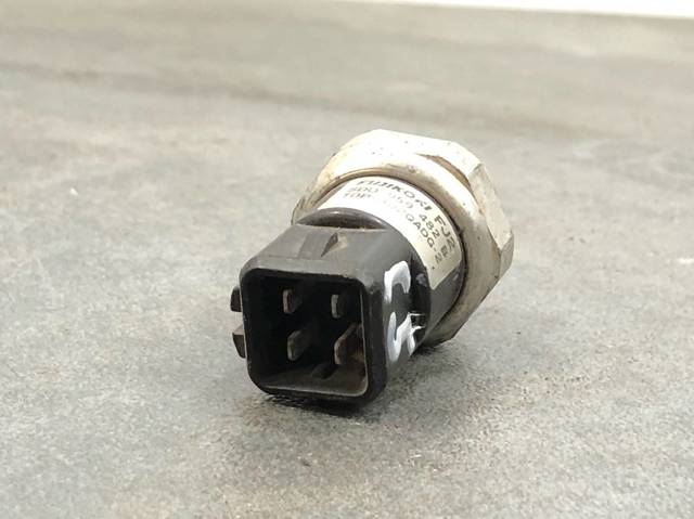 Клапан тиску кондиціонера 8D0959482B VAG