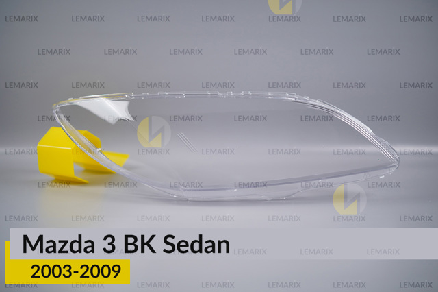 Скло фари правої A3045082 Lemarix