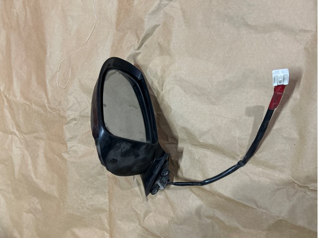 Праве бокове дзеркало 8791047180 TOYOTA