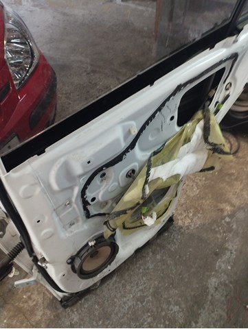 Двері задні в зборі 6700342180 TOYOTA