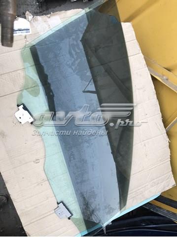 Скло пасажирських дверей 68082406AC CHRYSLER