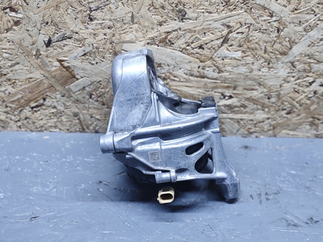 Права подушка мотора 4M0199372FC VAG