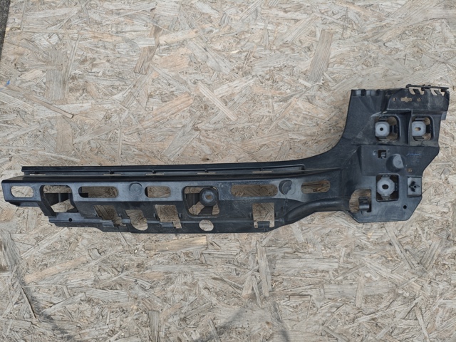 Кронштейн бампера заднього, правий 51127469364 BMW
