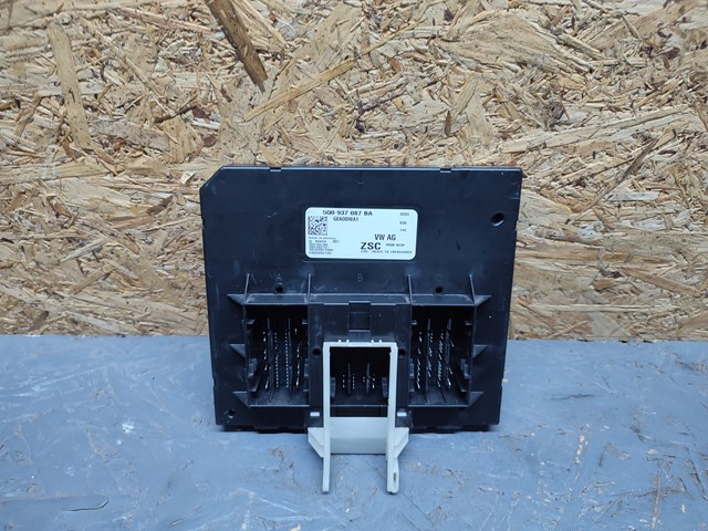 Блок комфорту 5Q0937087BA VAG