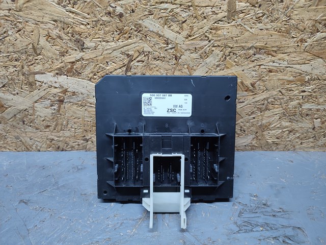 Блок комфорту 5Q0937087BB VAG