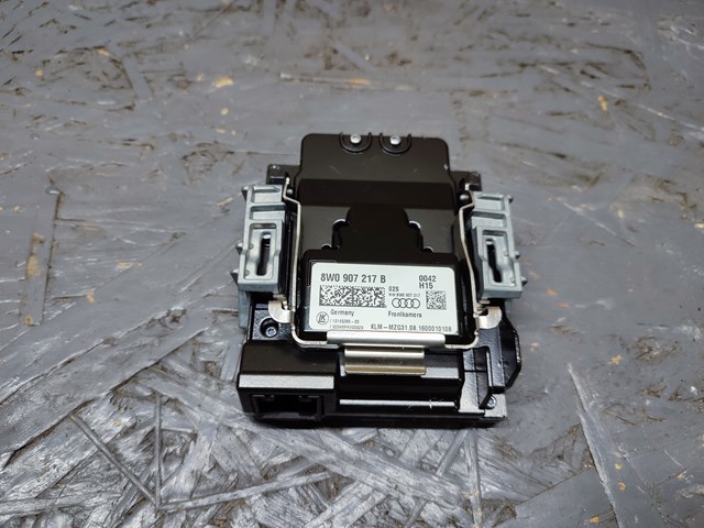 Камера системи забезпечення видимості 8W0907217B VAG