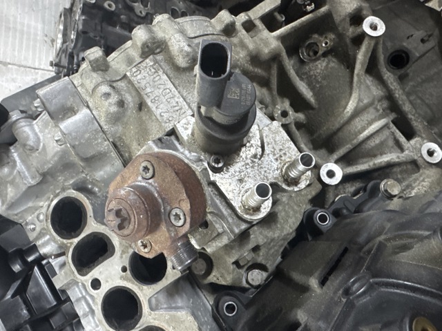 Насос паливний високого тиску (ПНВТ) 779787403 BMW