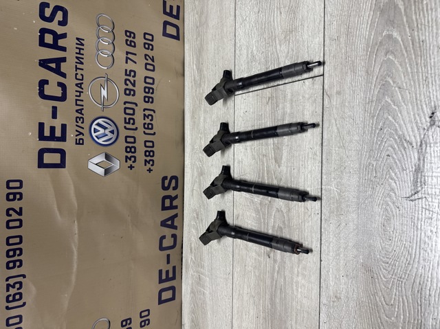 Форсунка дизельна в зборі, розпилювач + тримач SH0113H50 DENSO