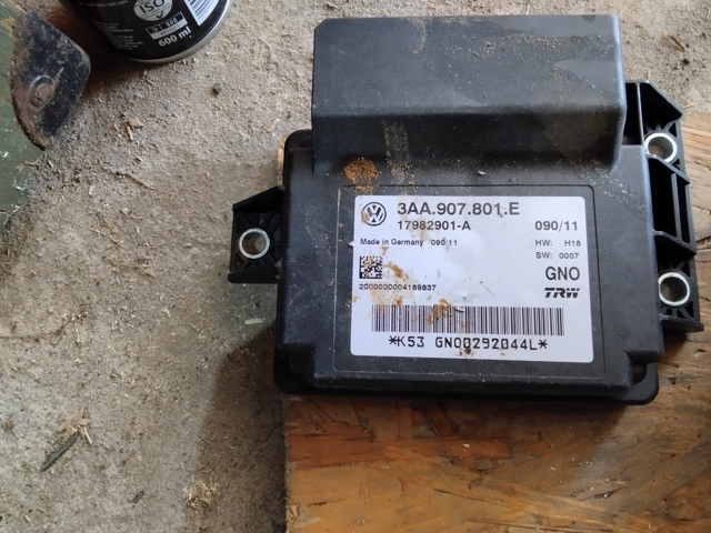 Блок стоянкового гальма 3AA907801E VAG