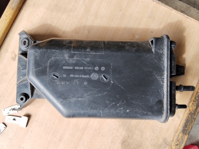 Абсорбер Volkswagen Passat B6