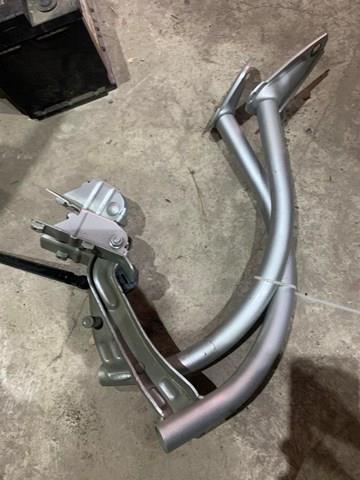 Завіса кришки багажника 3C8827301A VAG