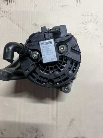 Генератор автомобільний 0124525060 VOLVO