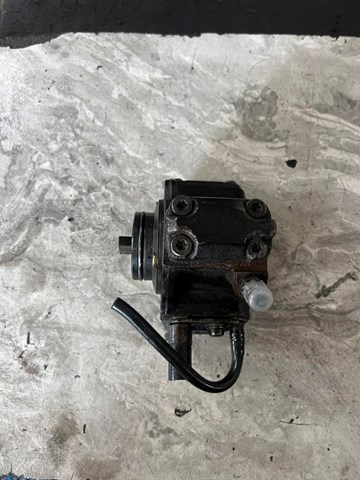 Насос паливний високого тиску 0445010038 BOSCH