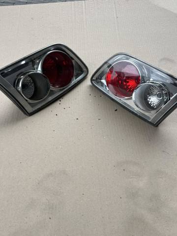 Фара задня права внутрішня 22661974 MAZDA