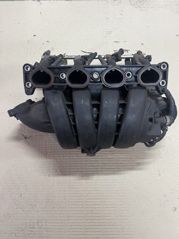 Колектор впускний 55353314 OPEL