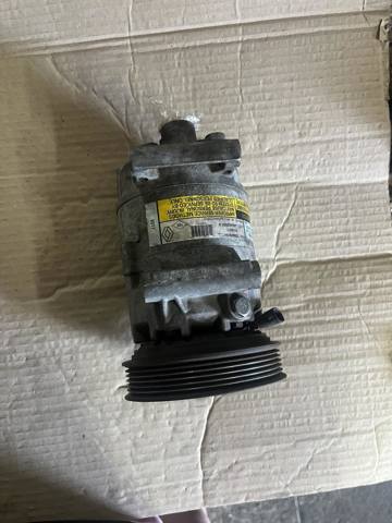 Компресор кондиціонера 8200316164 RENAULT