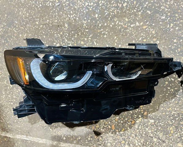 Основна фара - вставка VA4151030C MAZDA
