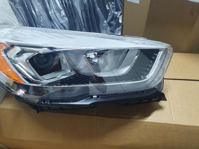 Фара правая ZFD111175R SIGNEDA