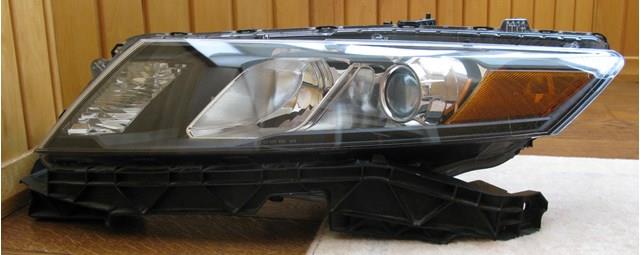 Фара ліва передня 33150TP6A01 HONDA