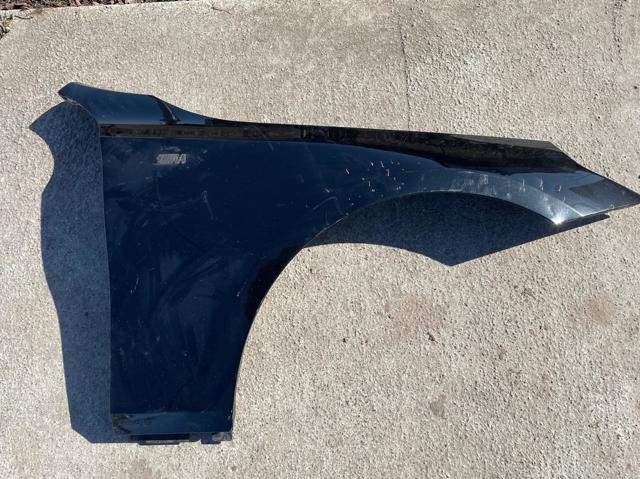 Переднє праве крило 41359633624 BMW