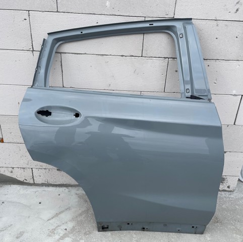 Двері задні в зборі 41517478344 BMW