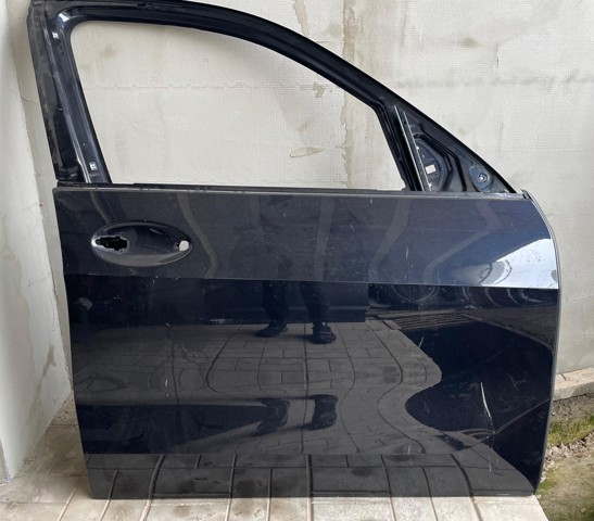 Пасажирські передні двері 41518738552 BMW