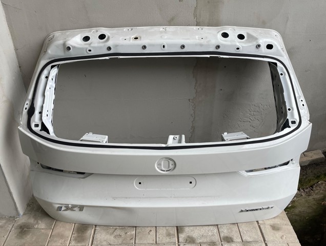 П'яті двері 41629450465 BMW