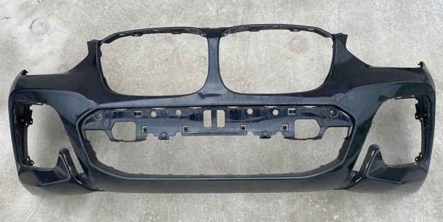 Бампер на авто 51118091971 BMW