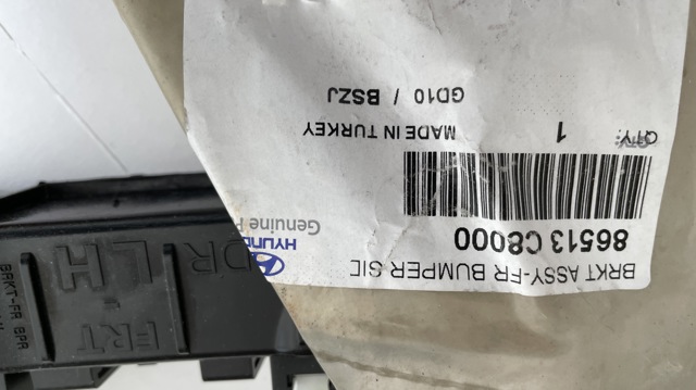 Кронштейн кріплення бампера переднього лівий 86513C8000 HYUNDAI