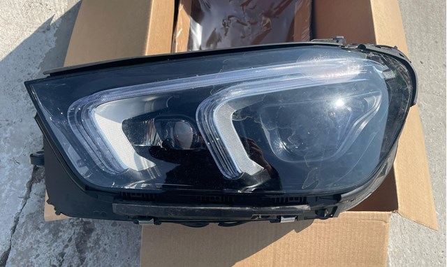 Основна фара в зборі ліва A1679064104 MERCEDES
