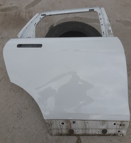 Двері задні в зборі LR138383 LAND ROVER