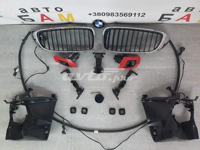 Заглушка бампера буксирувального гака 51117363392 BMW