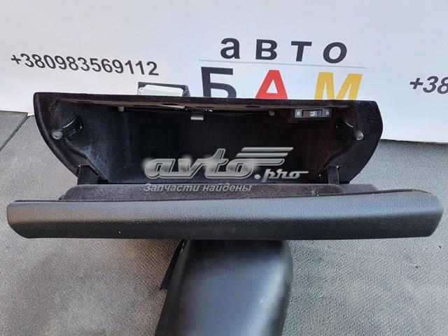 Захисний кожух кермового механізму 61319219551 BMW