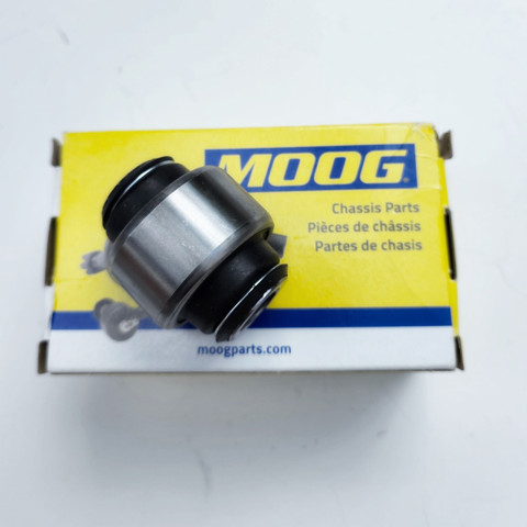 Сайлентблок задньої підвіски K201541 MOOG