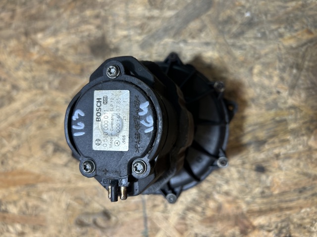 Компресор 0001403785 MERCEDES